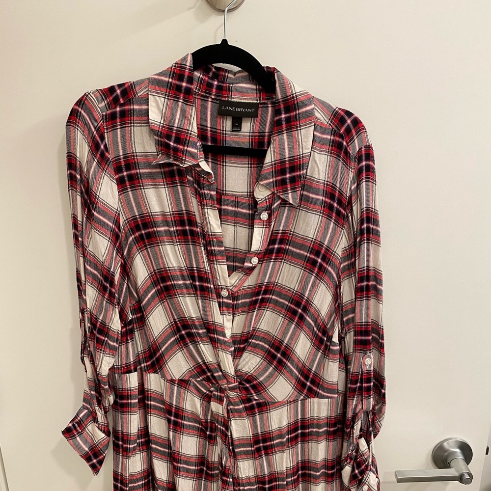 Lane Bryant tab sleeve, long shirt.